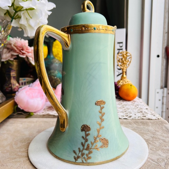 Ethereal Green and Gold Porcelain Hot cocoa or tea Pitcher - Picture 5 of 14